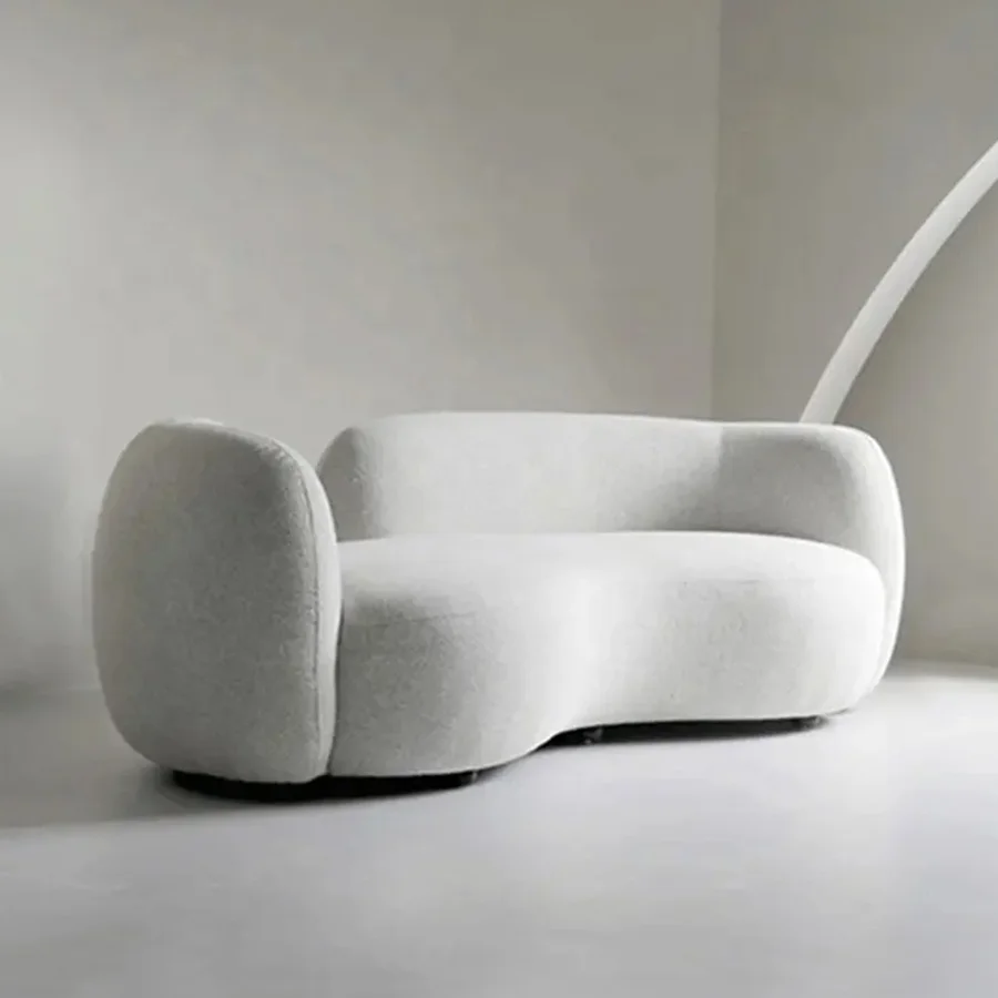 Sofá curvo QY S040, diseño ideal para espacios modernos.