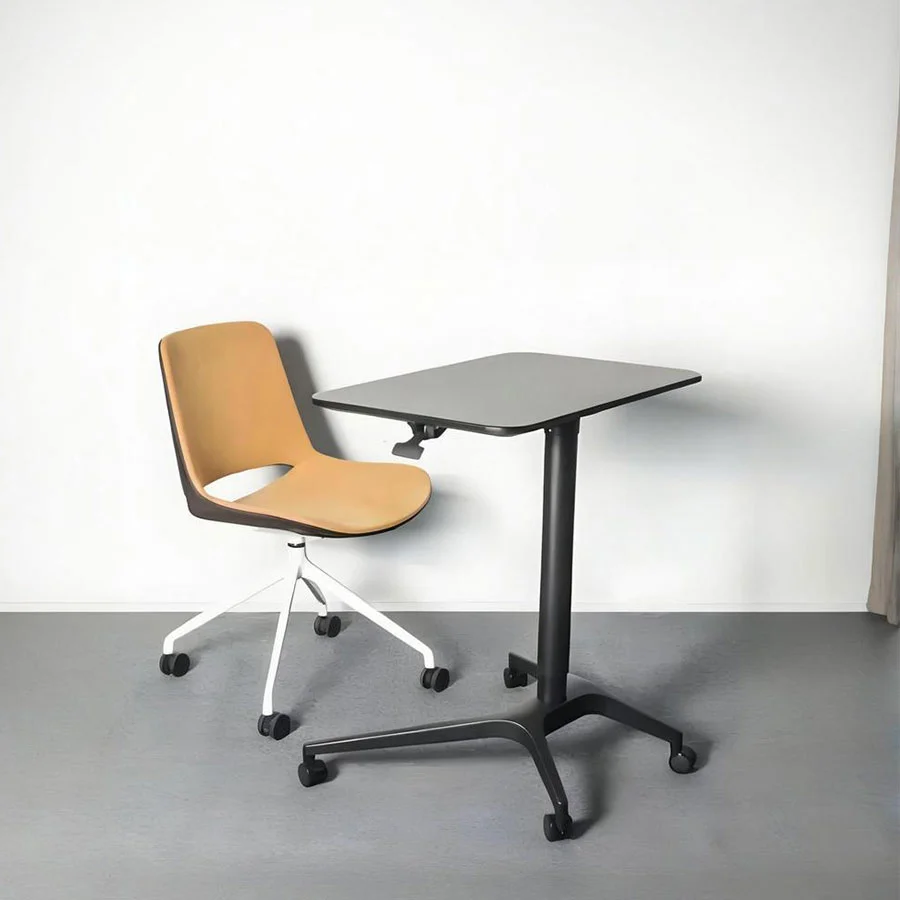 Silla de oficina ergonómica con base negra