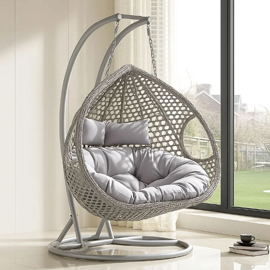 Silla huevo de mimbre gris para interiores