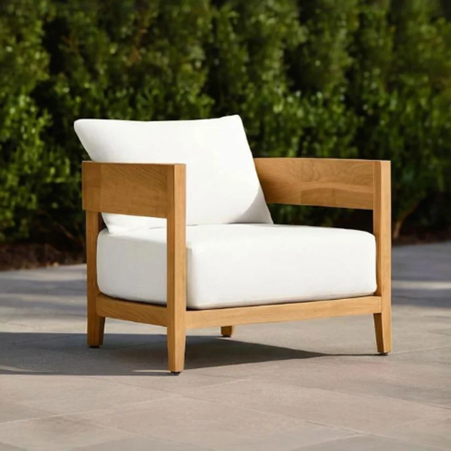Silla de salón moderna de teca para exteriores